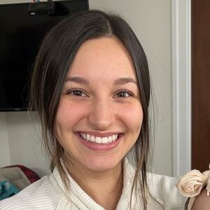 Meet your Posher, Alexandria